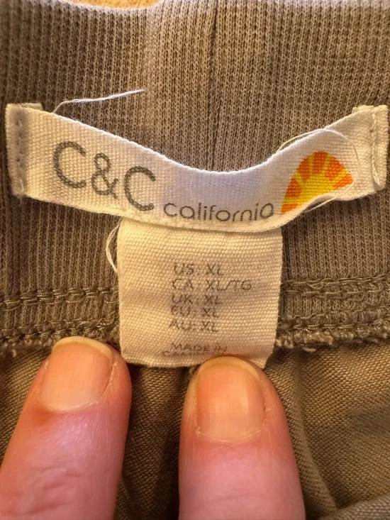 C&C California Olive-Tan Elastic Waist Cargo Pants - Picture 3 of 6